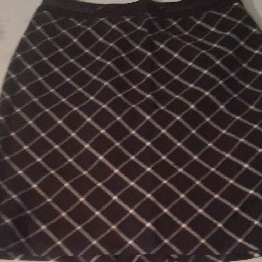 The Limited Black Plaid A-Line Midi Skirt Size 6 Career Neutral Classic - Picture 7 of 11